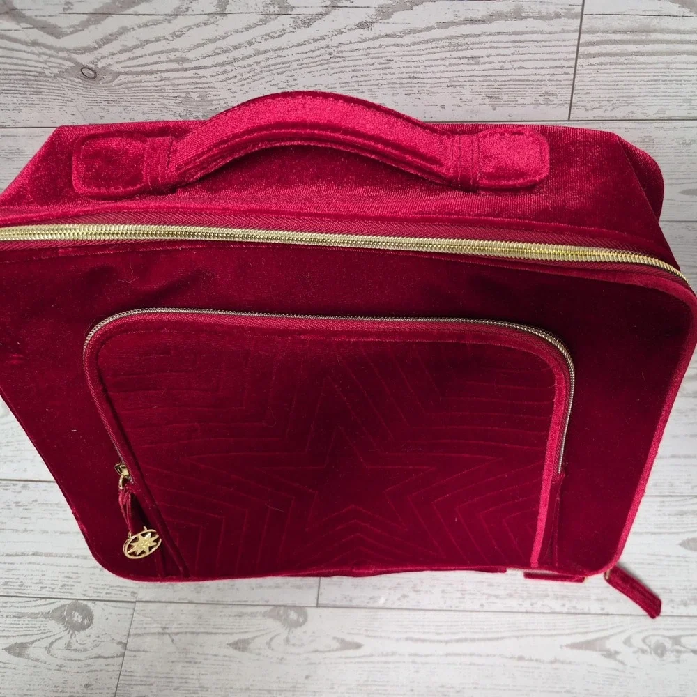Estee Lauder Make-up Bag Limited Edition ~Red Velvet~ with Handle train case